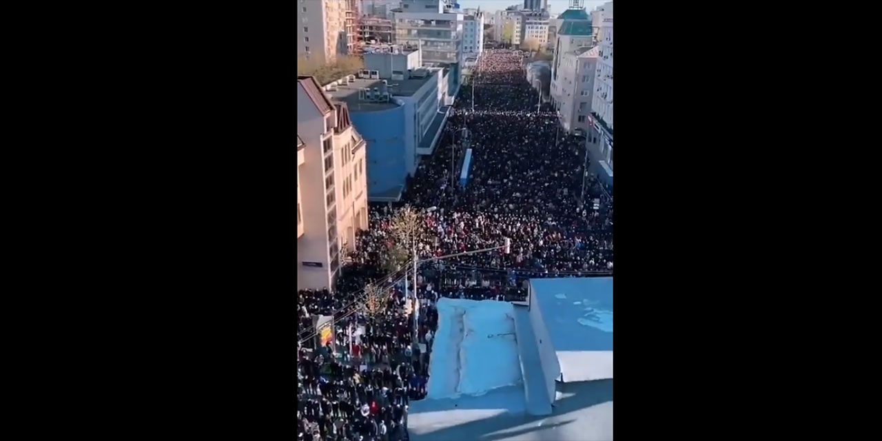 Rusya'dan yüzbinlerce Müslüman Bayram namazında