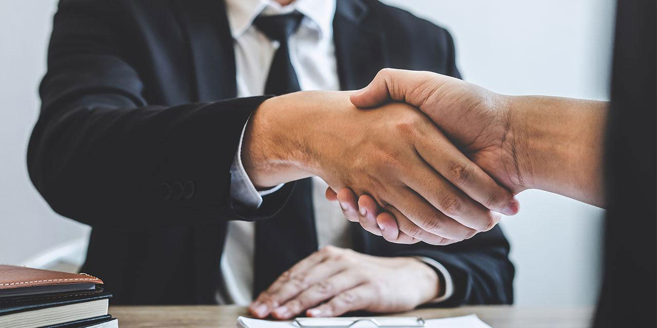 Devlet memurunun aldığı hediye rüşvettir