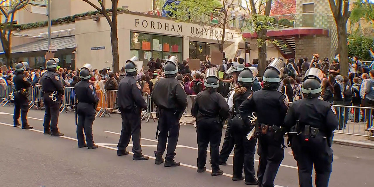 ABD'de Filistin'e destek gösterilerine bir üniversite daha katıldı