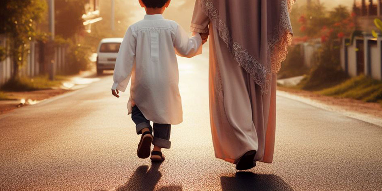 Bediüzzaman: Valideler bütün kuvvetleriyle evlâtlarını dünyaya sevk ediyorlar