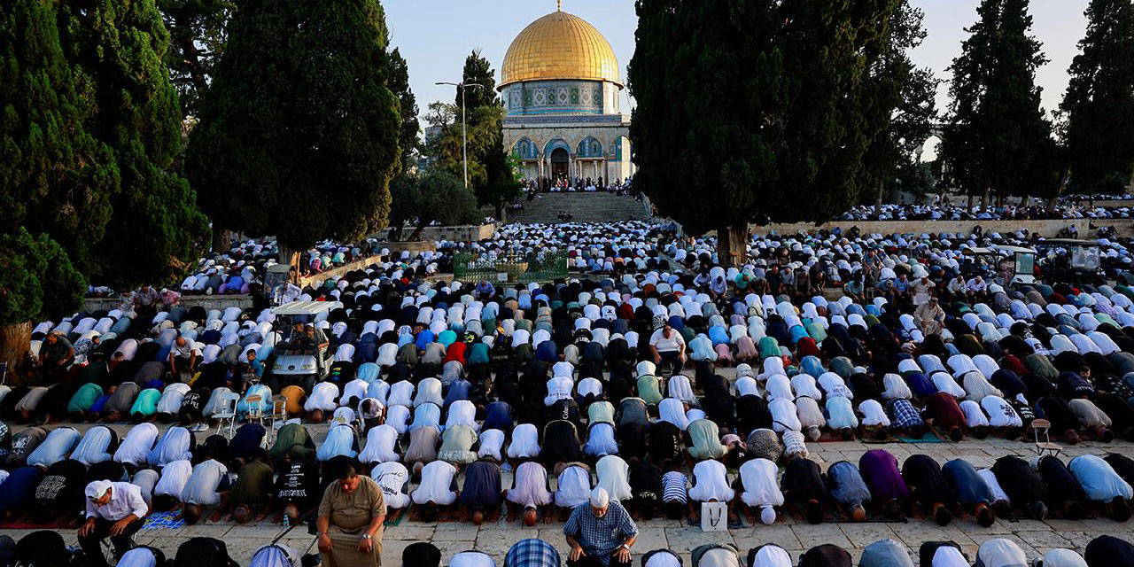 Mescid-i Aksa'da bayram namazı: Müslümanlar bizi yalnız bıraktı!