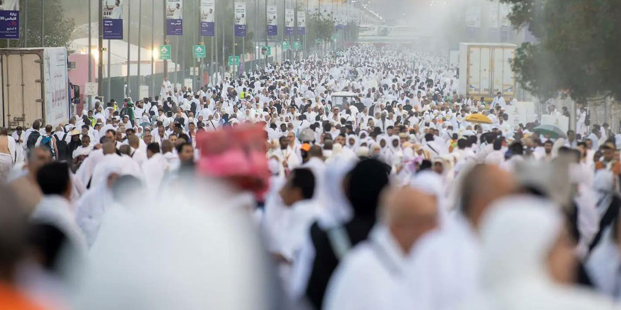 Milyonlarca Müslüman hacı oldu