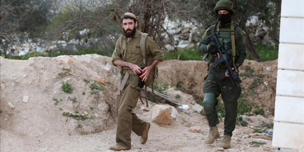israil hem terörist hem hırsız: Batı Şeria'da Filistinlilerin evi işgal ediliyor