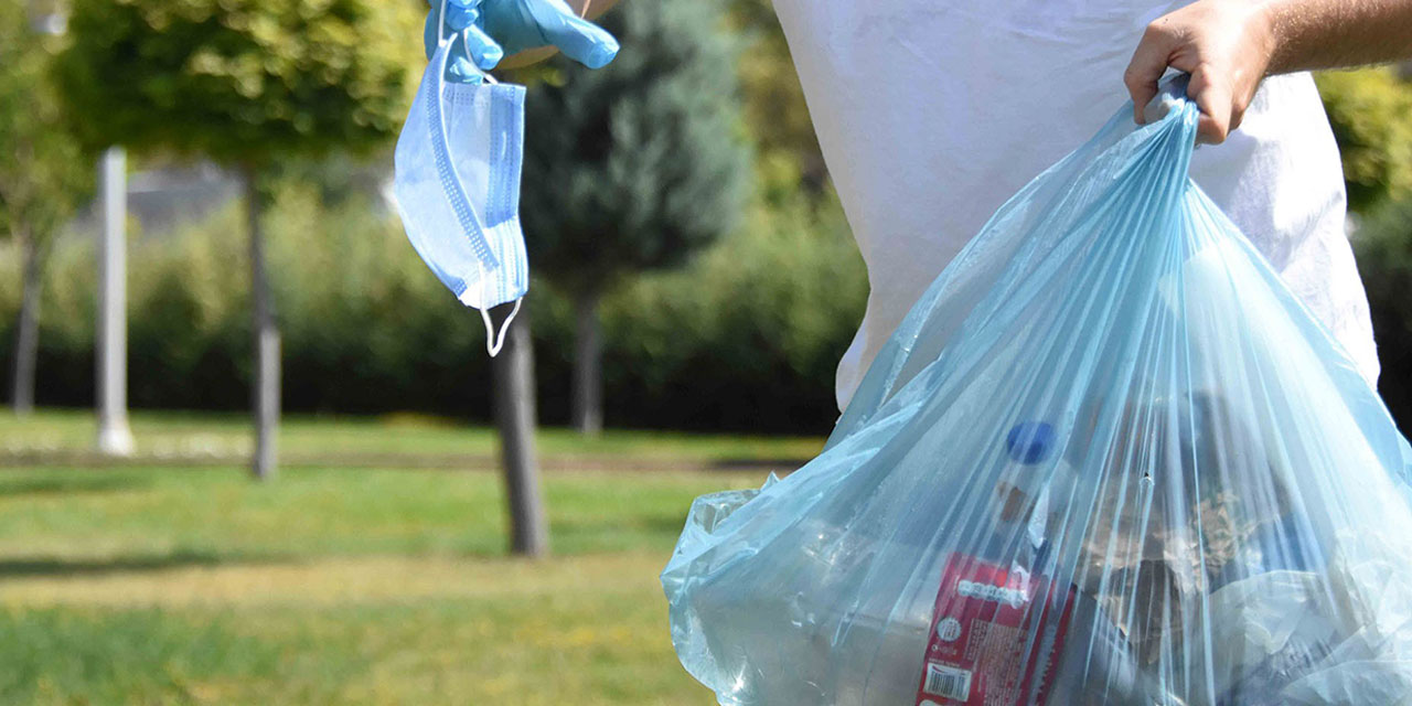 Kopenhag'da 'çöp toplayan' turistlere ödül verilecek