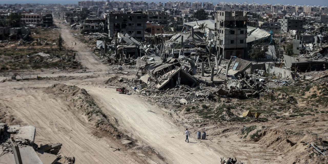 Katil israil'in Han Yunus'ta düzenlediği hava saldırısında 13 Filistinli öldürüldü