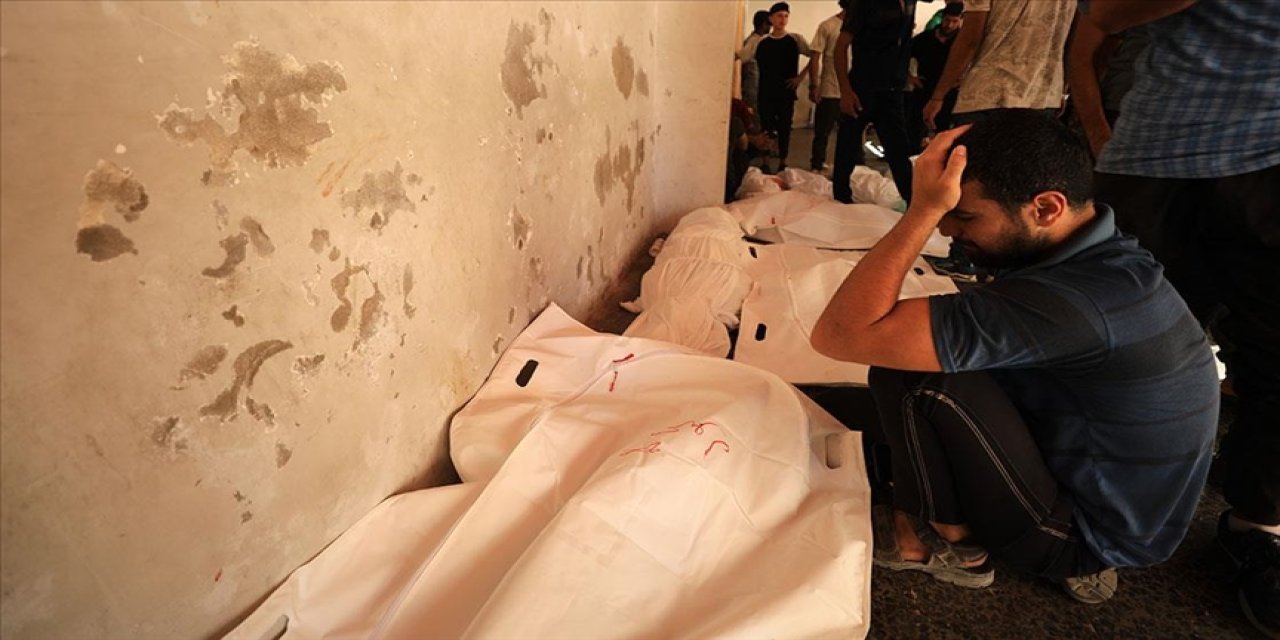 Aşağılık israilden bir katliam daha: Yerinden edilenlerin sığındığı okula saldırıda en az 100 şehit