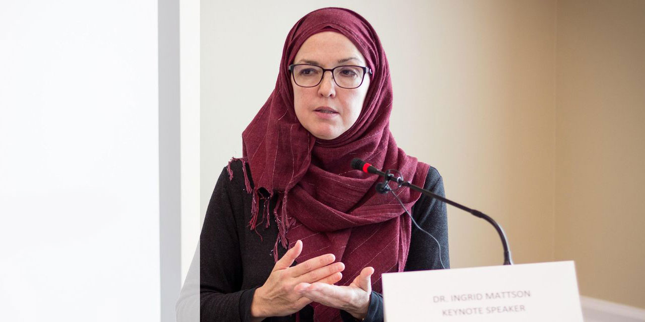 İslam'da heykelin neden yasak olduğunu anladı Müslüman oldu