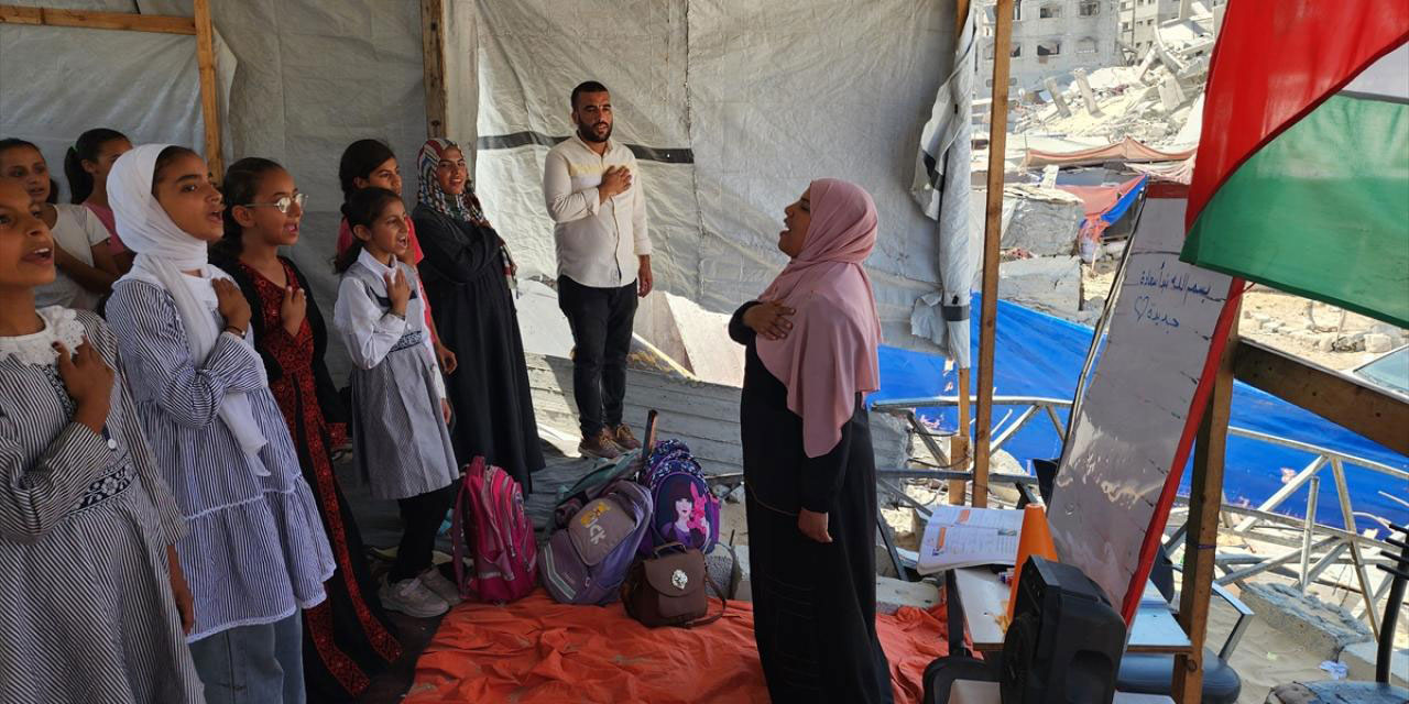 Gazzelilerin direnci Müslümanlara hem ders hem örnek oluyor