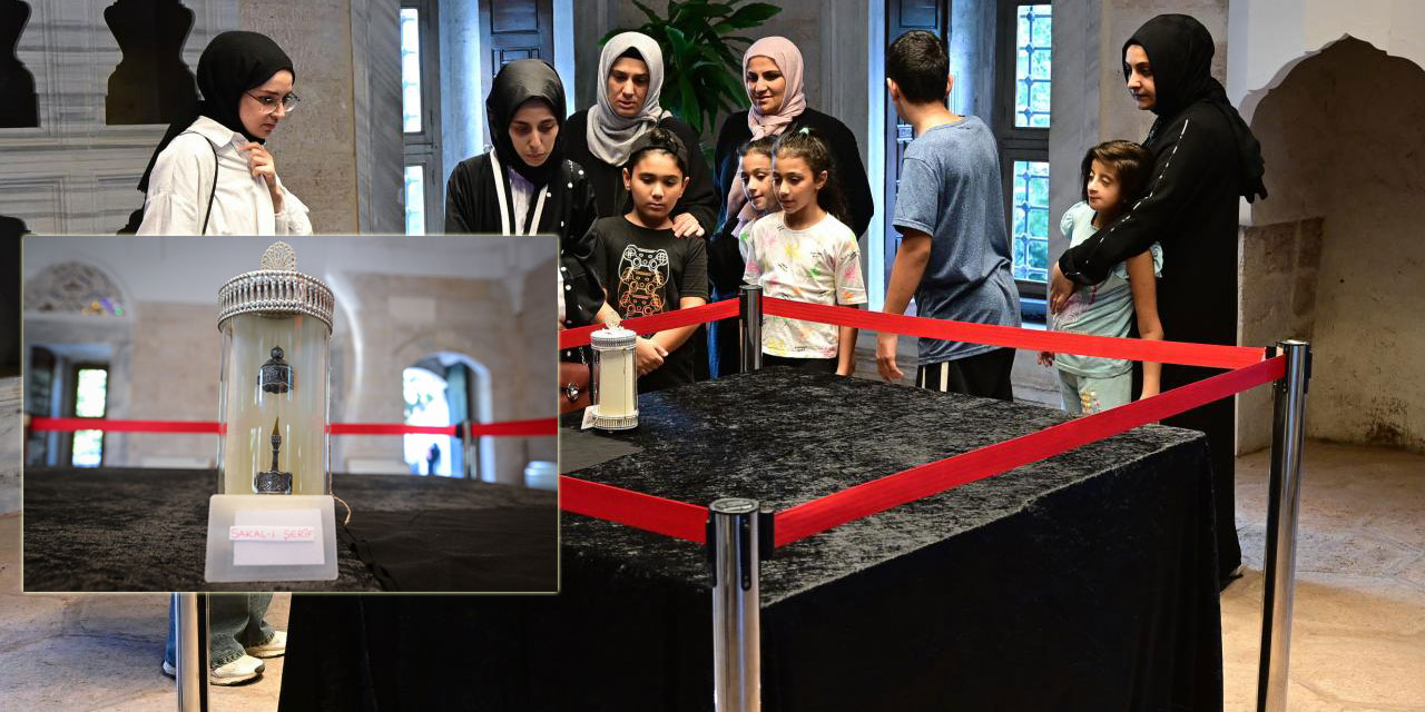 İstanbul'da Sakal-ı Şerif Mevlid Kandili'nde ziyarete açıldı