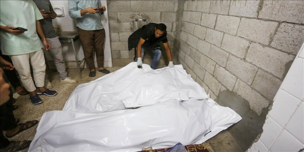 Aşağılık israil yine evleri bombaladı, çocukları öldürdü