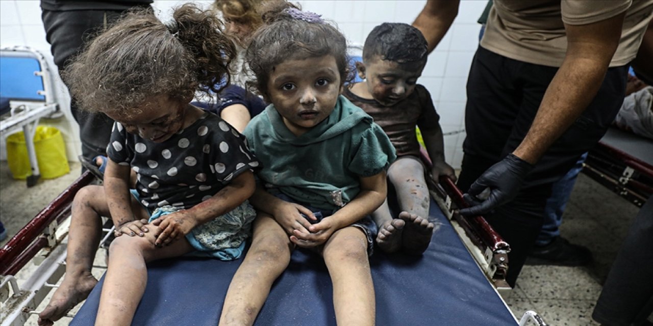 Terörist israilin gün boyu Gazze'ye düzenlediği saldırılarda 25 kişi öldürüldü