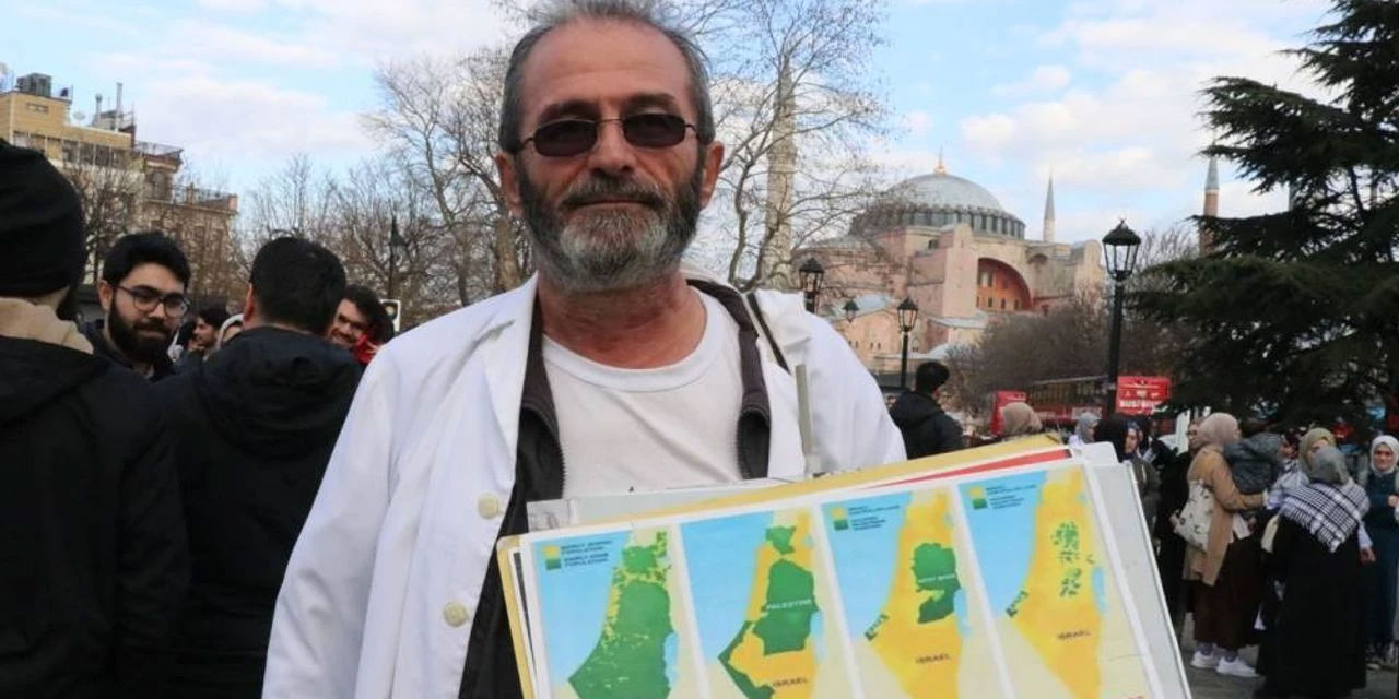 'Heykele saygı duruşu doğru değil' dedi tutuklandı