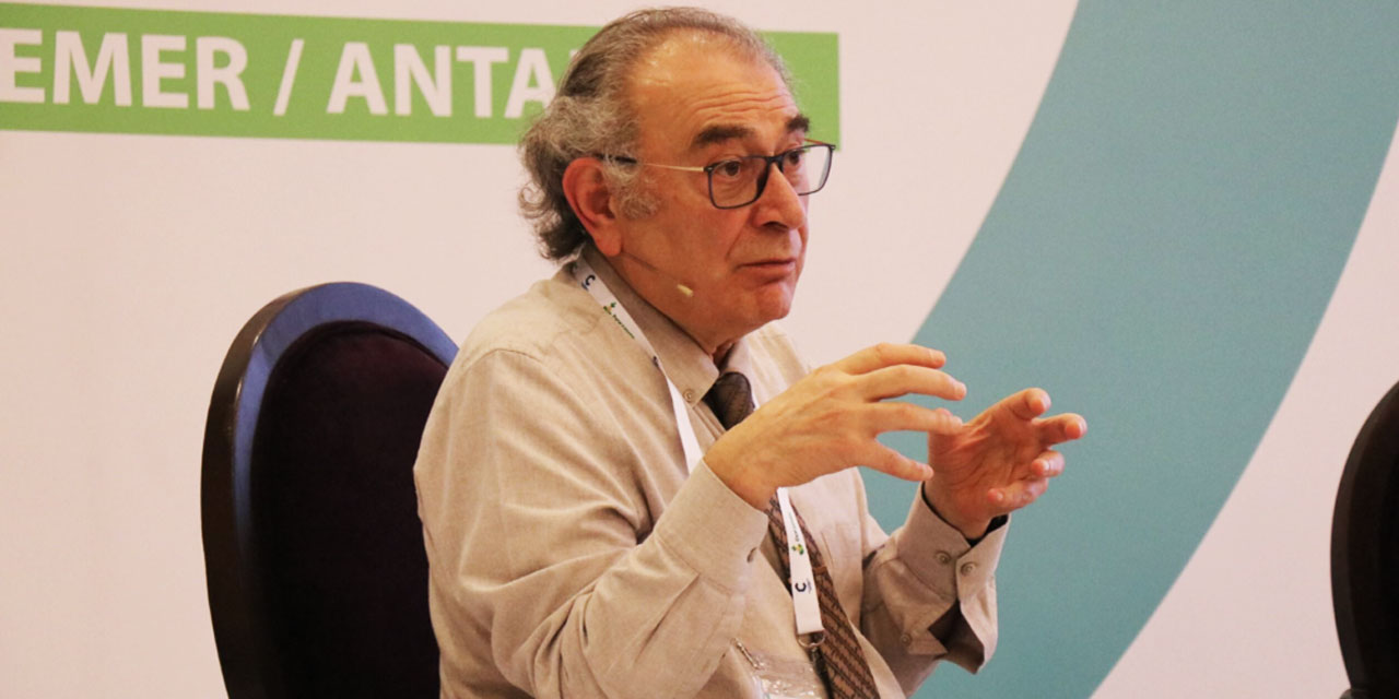Nevzat Tarhan: İnsanın yapması gerekeni yapmaması da kötülüktür