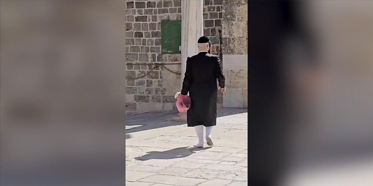 yahudiler, Kubbetü's-Sahra'ya plastik torbada kanlı et sokmaya çalıştı