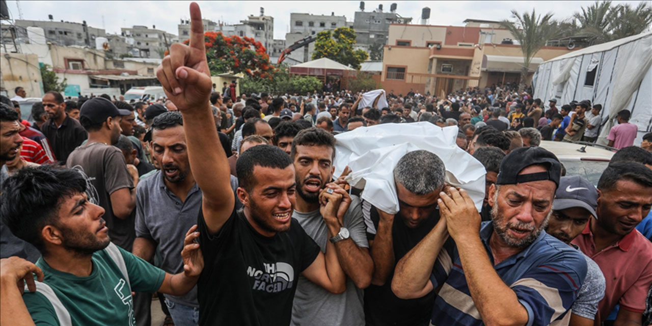 Gazze'de soykırım durmuyor, durdurulmuyor