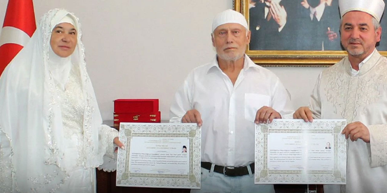 Rusya vatandaşı profesör karı-koca Müslüman oldu: Bugün bizim bayramımız