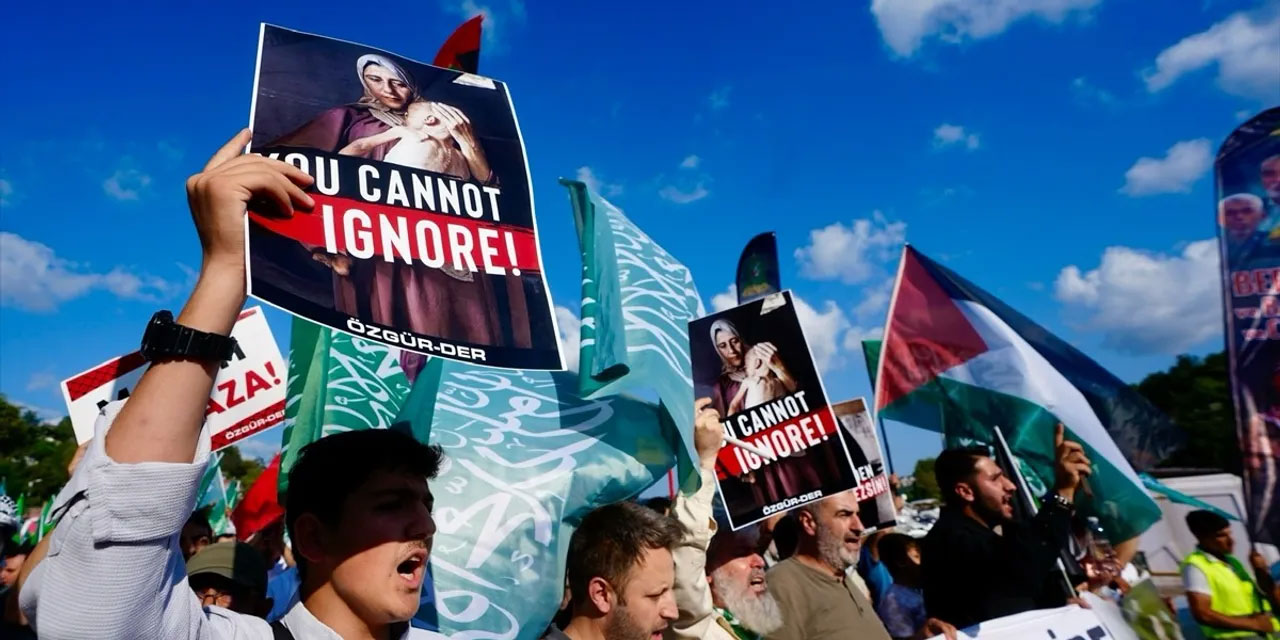 Katil israilin Gazze'ye saldırıları Türkiye'de protesto edildi