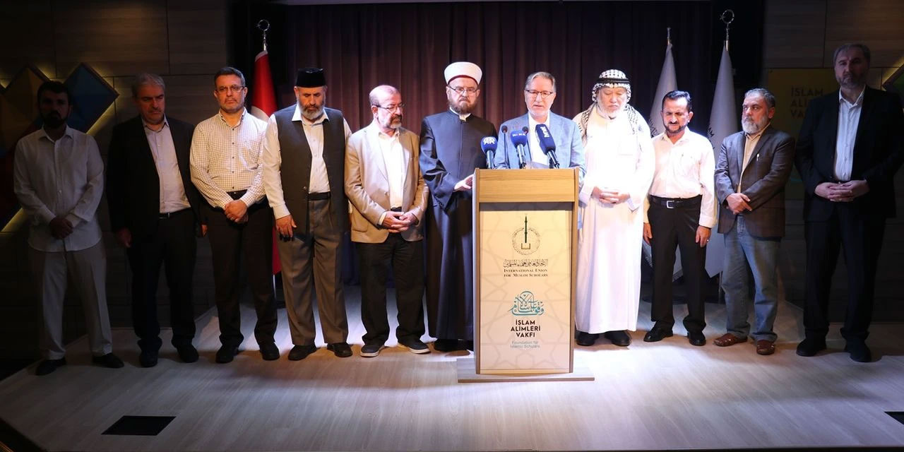 İstanbul'da 'İslami ve İnsani Bir Sorumluluk: Gazze' konferansı