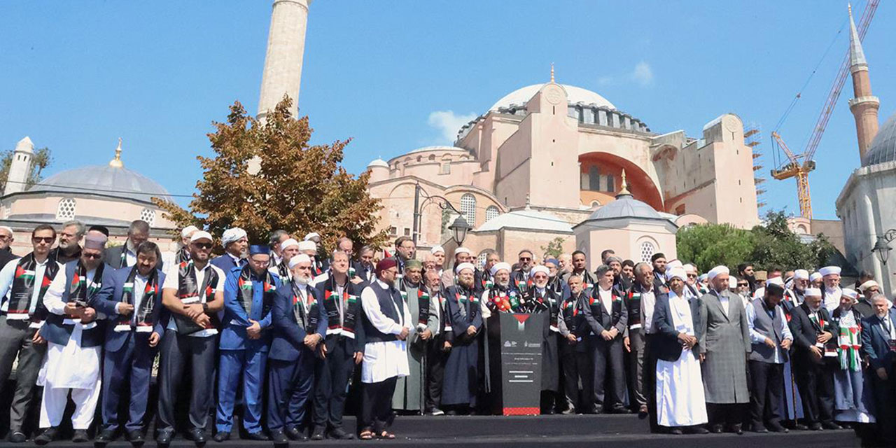 Alimler Ayasofya'dan Dünya'ya seslendi: Gazze'de direnişin silahsızlandırılmasına kesinlikle karşıyız