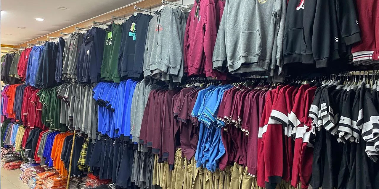 Bakan Tekin'den 'okul kıyafetleri' uyarısı: Hâlâ velilere ilave külfet çıkaran var!