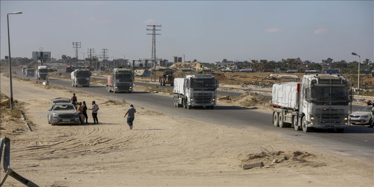 Gazze'deki hükümet: Ateşkesten bu yana bölgeye sadece 173 yardım tırı girdi