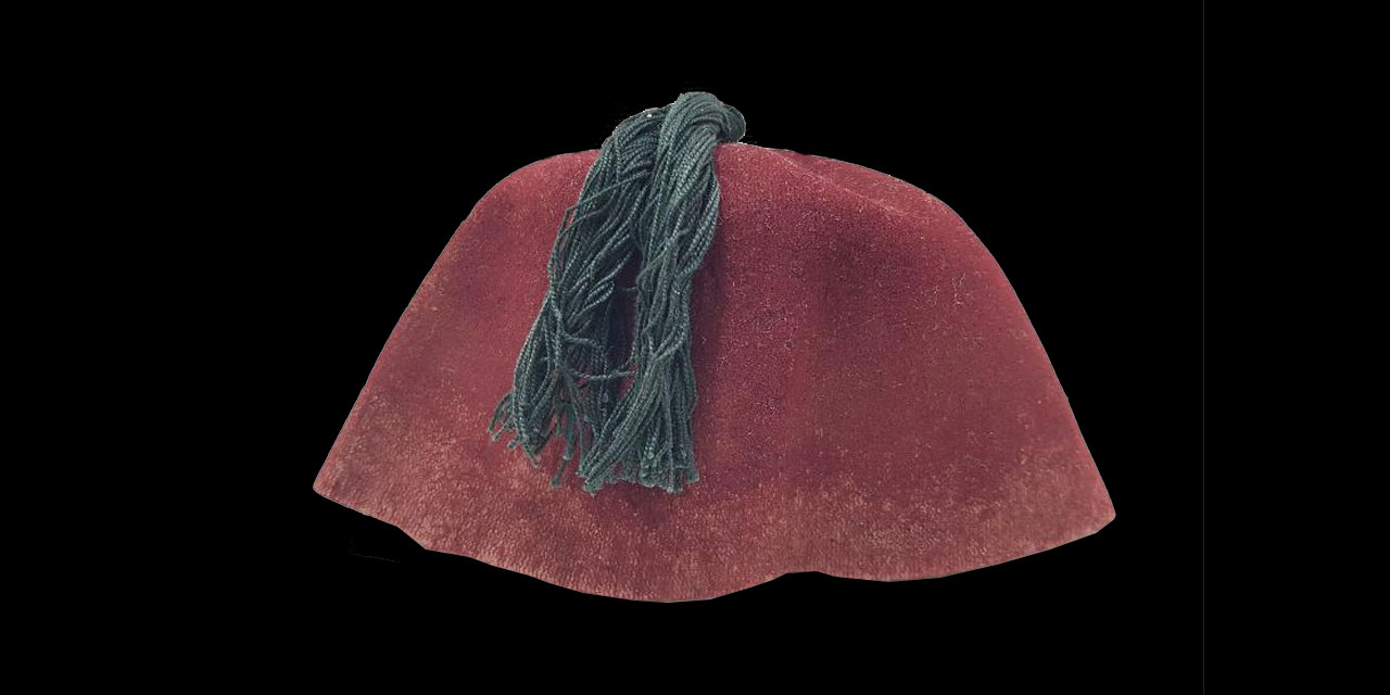 Bediüzzaman: Külah püskülsüz olur!