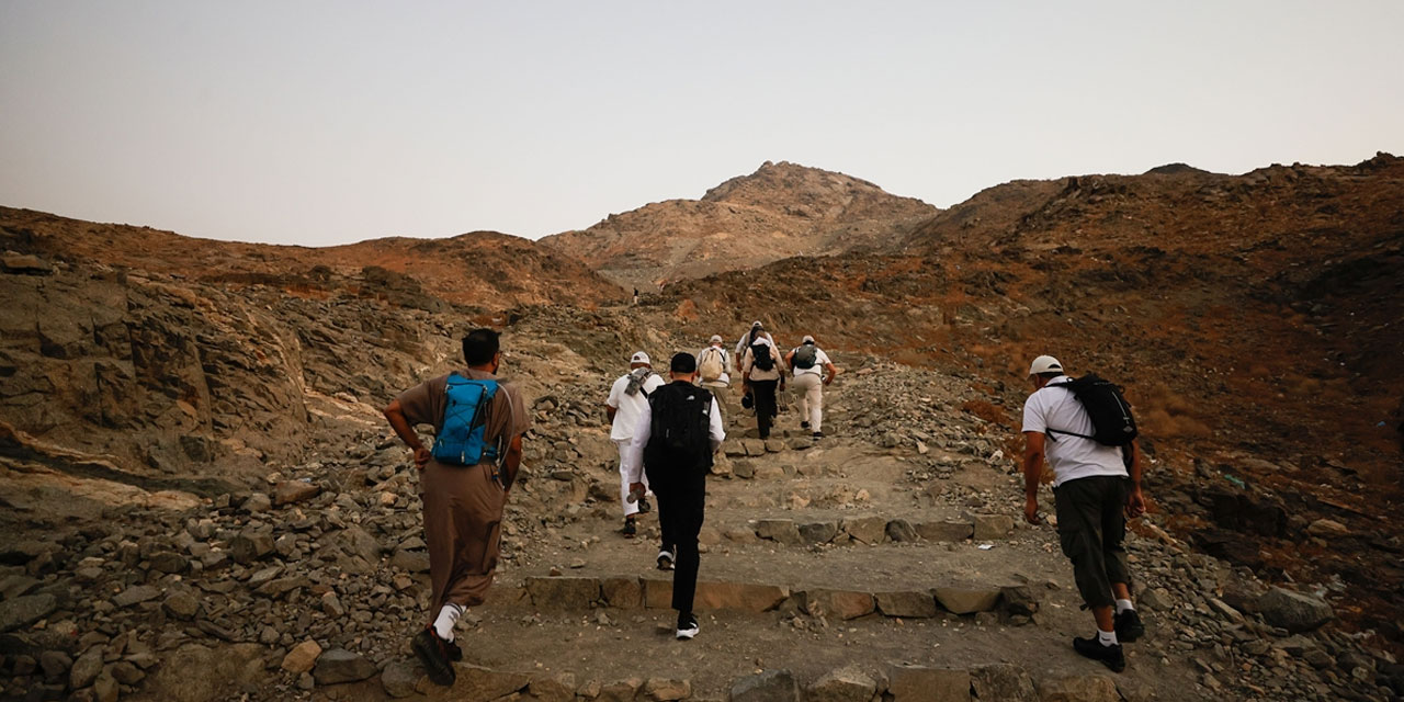 Mekke'den Medine'ye Hicret rotasında manevi yolculuk başlıyor