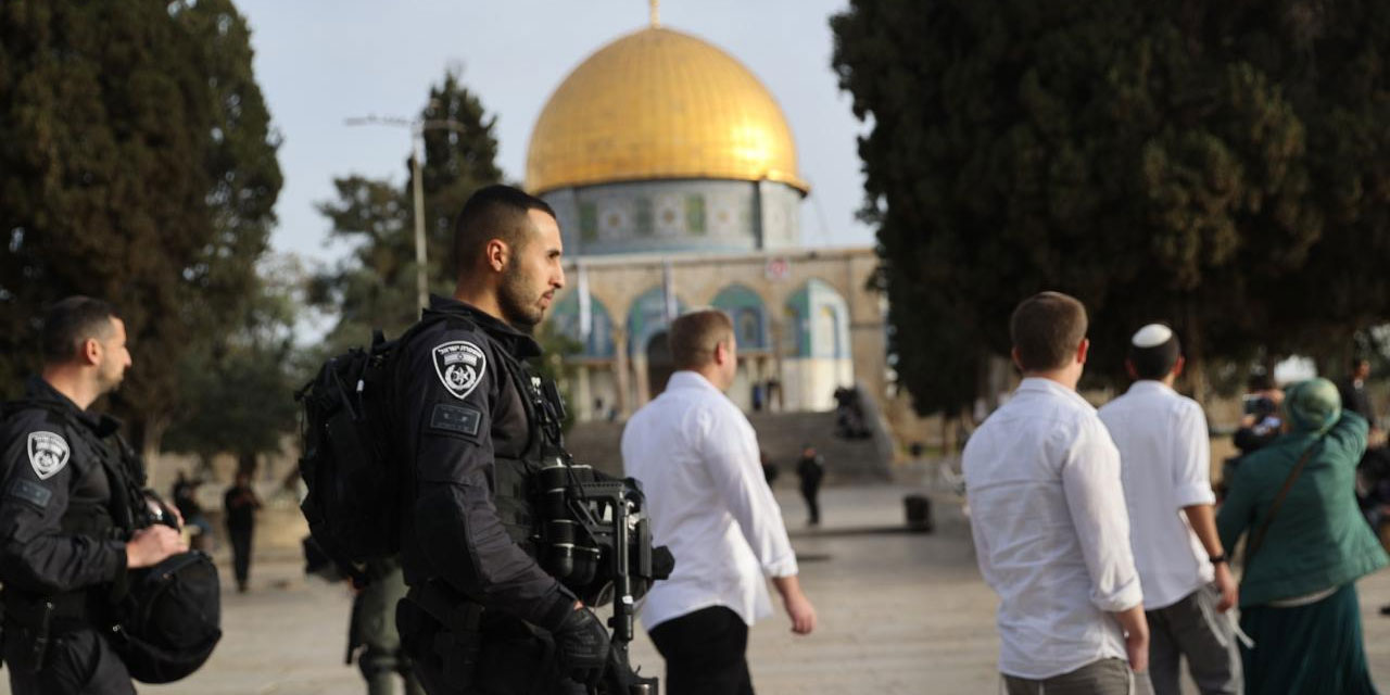 Yüzlerce işgalci yahudi, Mescid-i Aksa'ya yine baskın düzenledi