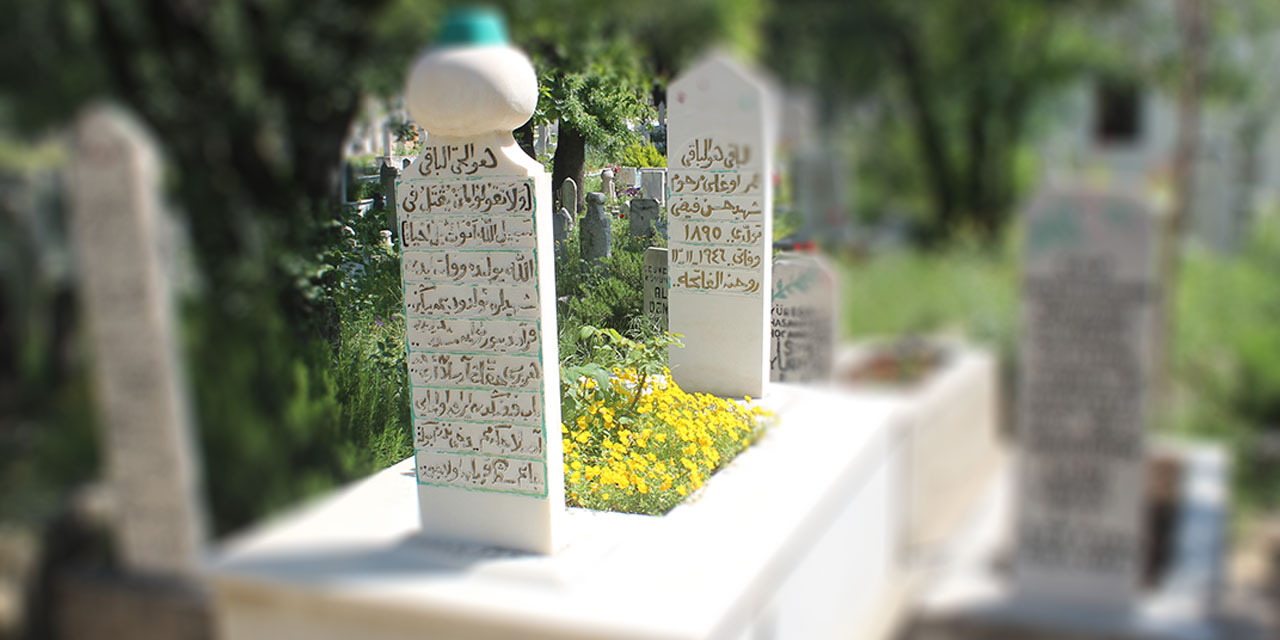 Bediüzzaman: Çabuk dünyadan gideceğiz diye on senelik vazifeyi bir iki senede gördüler