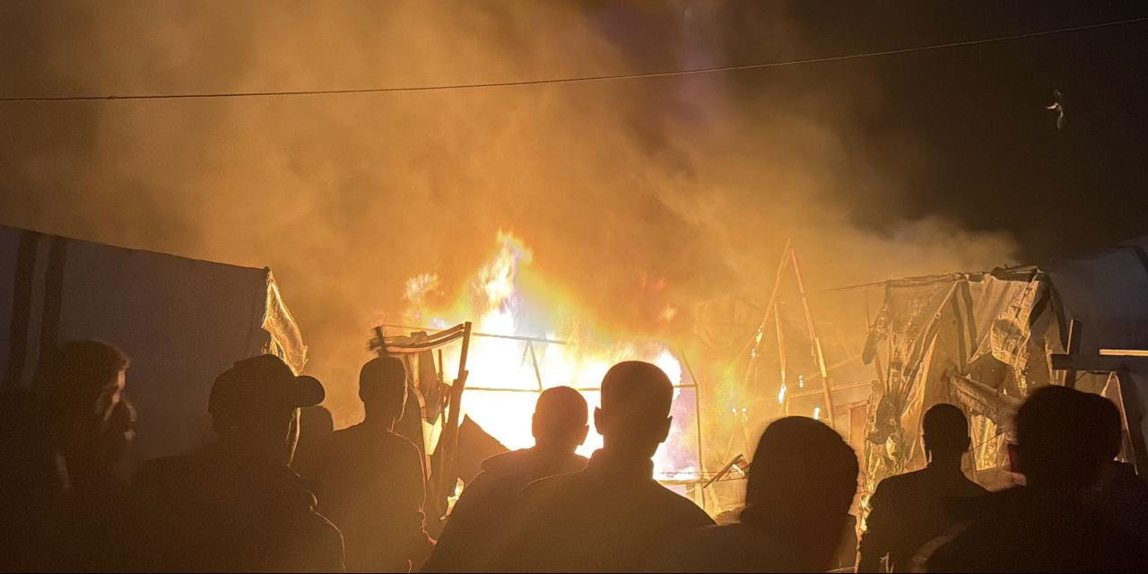 Soykırımcı israil, Gazze'de çadır kenti vurdu: 5 şehit