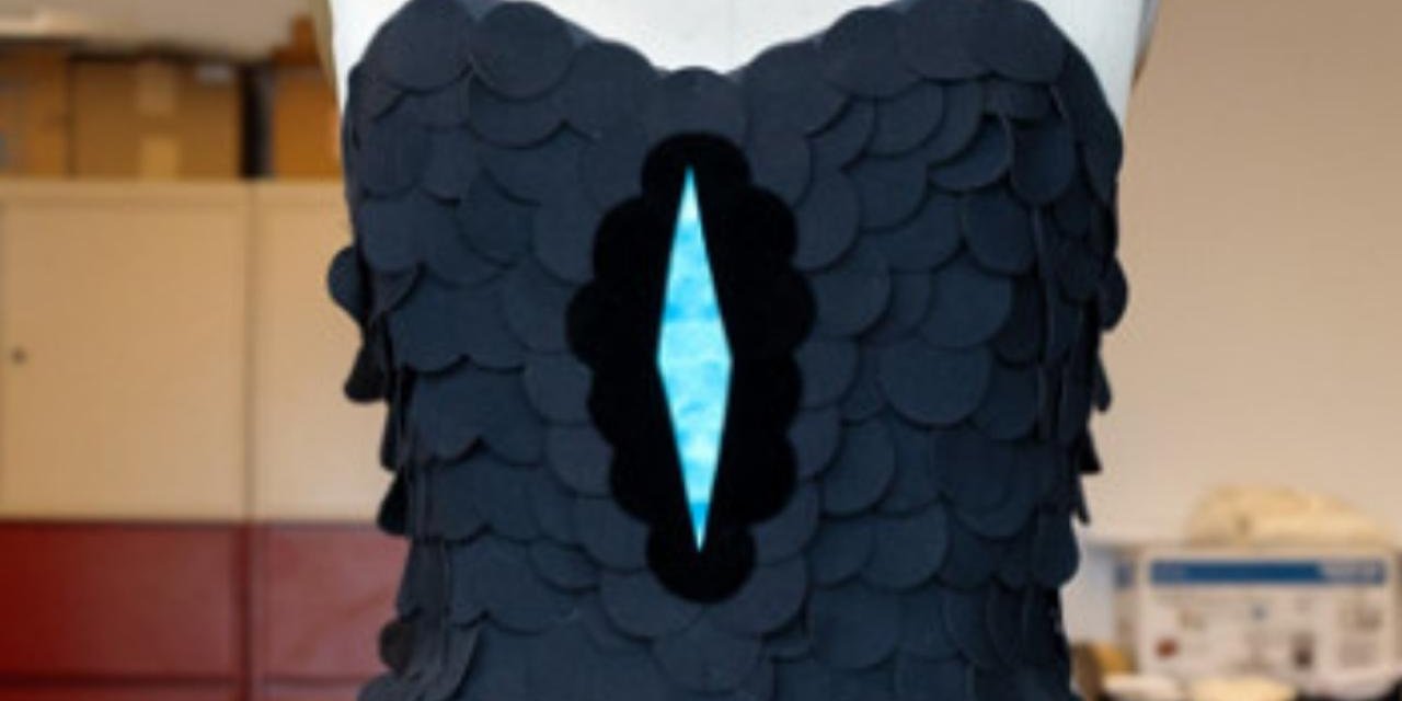 Işığın yüzde 99.87'sini yutan kumaş üretildi: İlham kaynağı kuş tüyleri