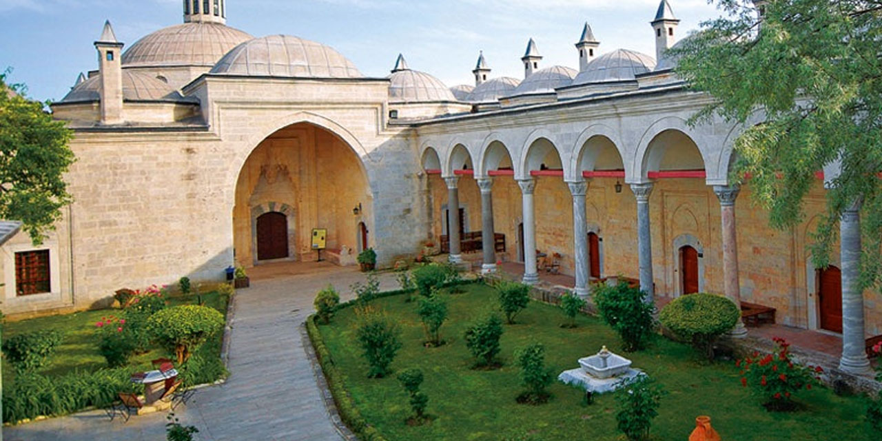 Tarihi Süleymaniye Darüşşifası yeniden şifaya vesile olacak