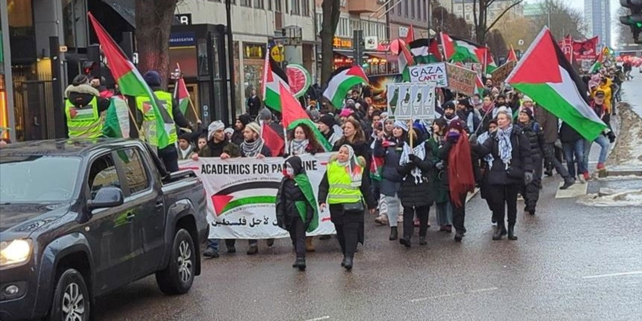 İsveç'te, Gazze'ye destek gösterisi: israil hâlâ siviller öldürüyor