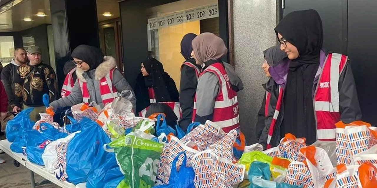 Müslümanlar, İngiltere'nin en cömert topluluğu oldu: 10 kat fazla