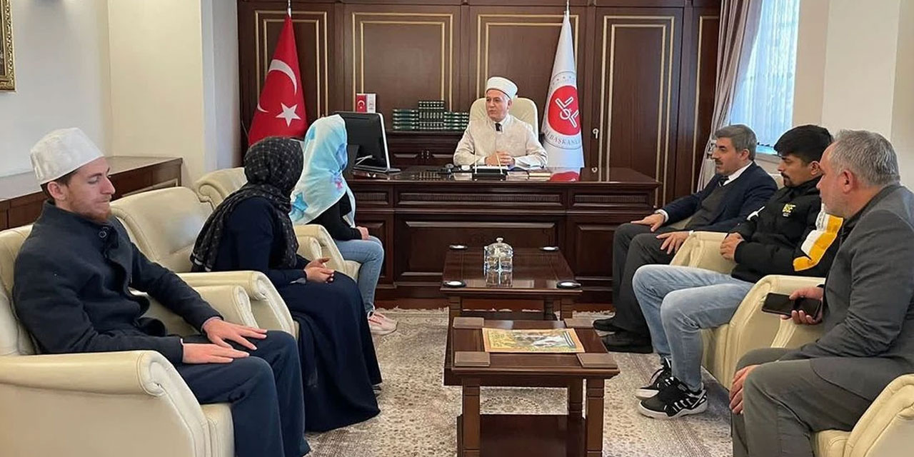 İslam'ı araştırırken Kur'an'dan etkilenen Macar kadın Müslüman oldu