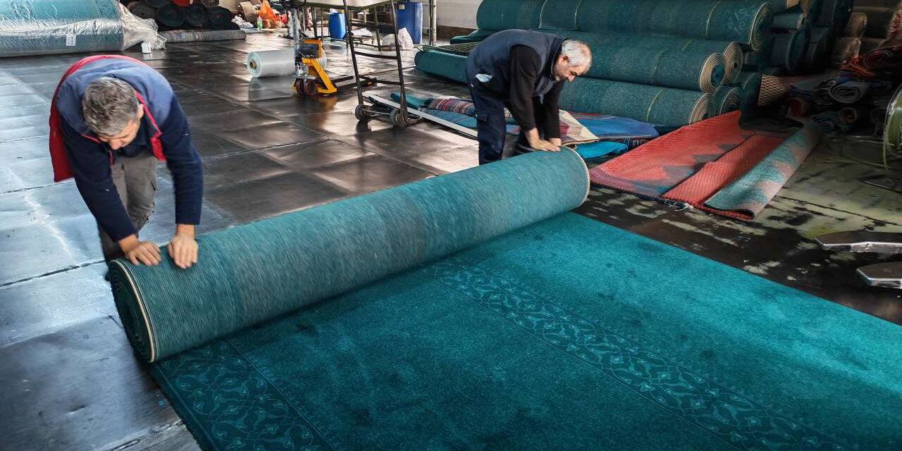 Tokyo Camisi'nin halıları Manisa'dan: Yanmayan yünden yapıldı