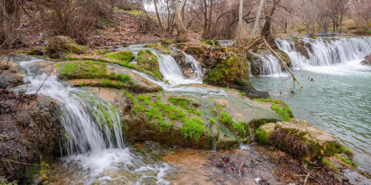 Kuruyan şelaleler yağdırılan rahmetle akmaya başladı
