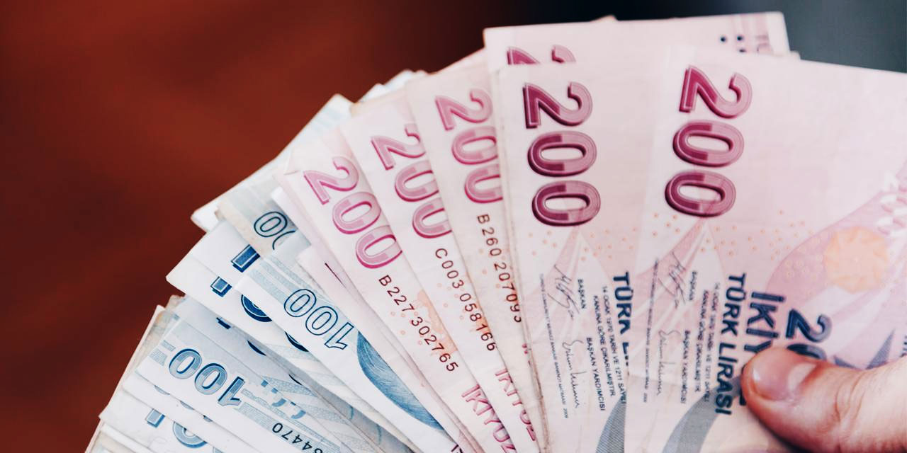 Paranın üzerinde Atatürk resmi olmak zorunda mı?