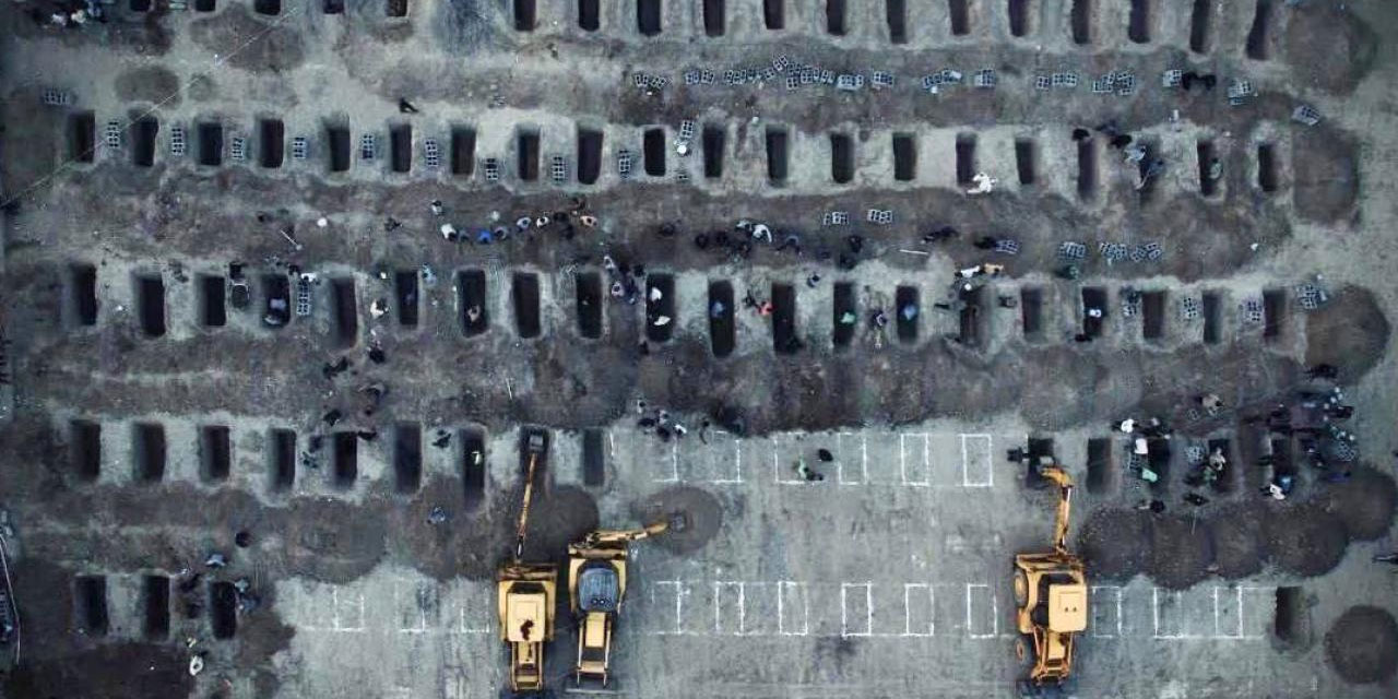 ABD-israilin İran'da öldürdüğü 160 ilkokul çocuğu için mezar kazıldı