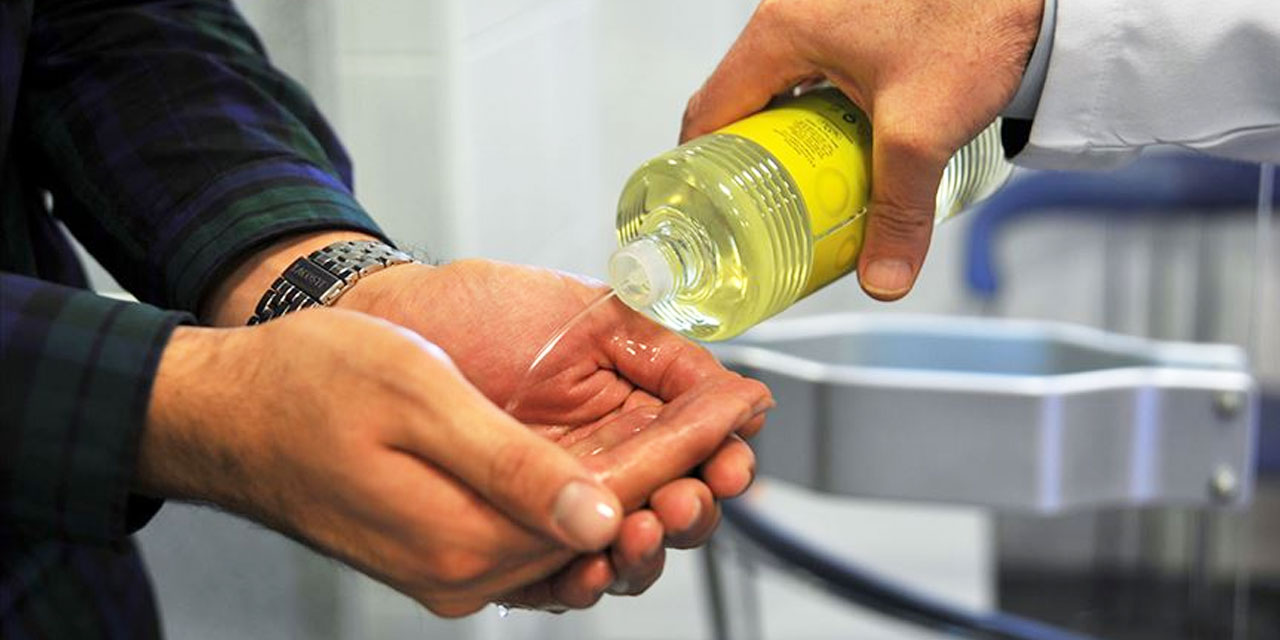 Kolonya, parfüm gibi alkol içeren ürünlerin kullanılması abdesti bozar mı?