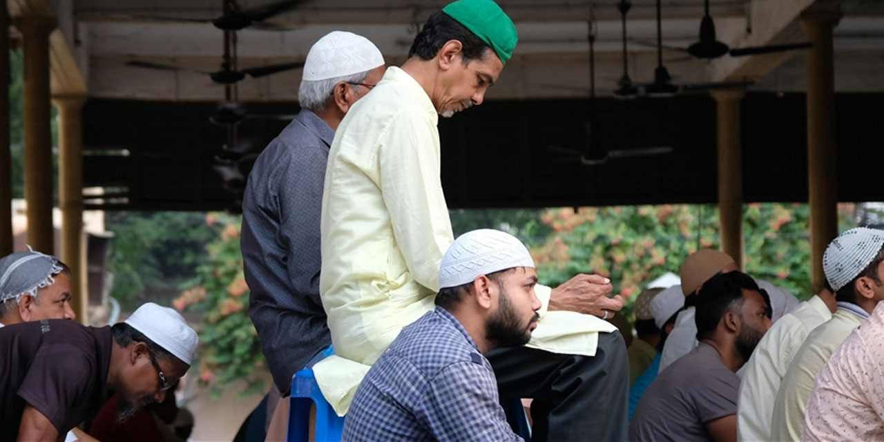 israilin yeni kölesi Hindistan’da mahkeme caminin yıkımına karar verdi