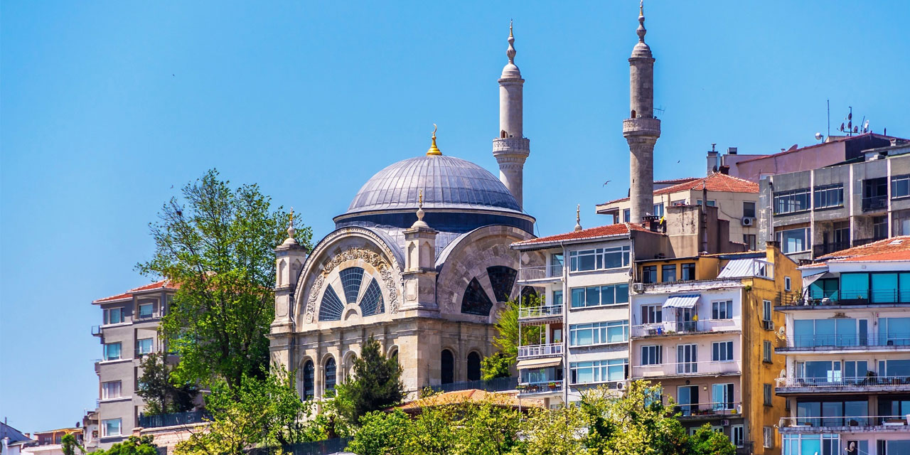 İstanbul'un Selatin Camileri: Semte adını veren Cihangir Camisi