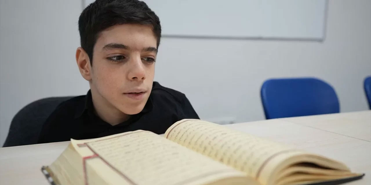 'Engellisin hafız olamazsın' diyenleri mahçup etti