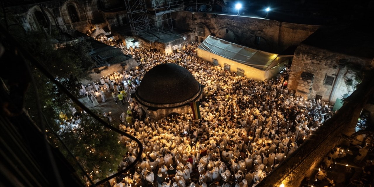 Mescid-i Aksa'yı açamayan Müslümanlar olarak utanmalıyız! israil, kiliseye girişi engelleme kararından geri adım attı!