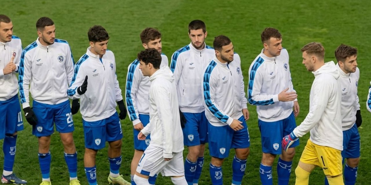 Bosnalı futbolcular israilli futbolcuların elini sıkmadı! Onursuzluğa boyun eğmeyiz!