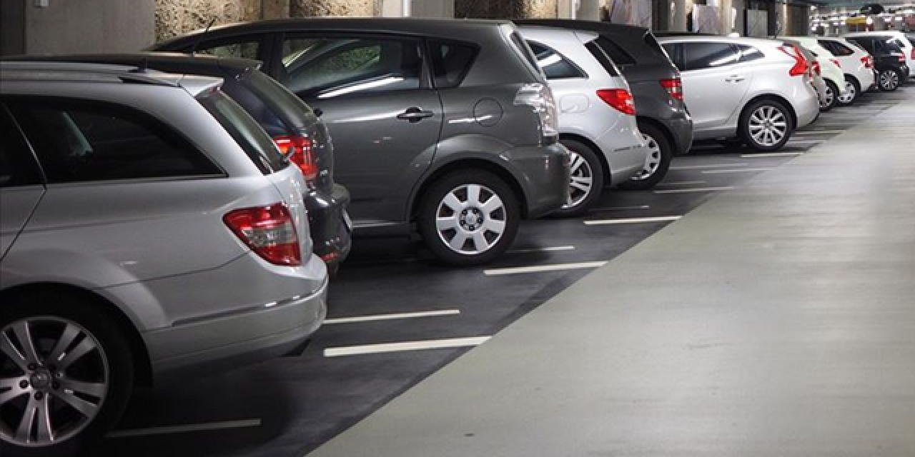 İstanbul keşmekeş: Her 6 araca bir park yeri düşüyor