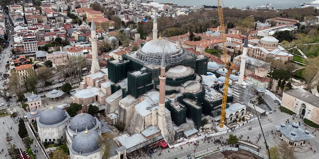 Ayasofya Camii kubbesine kritik müdahale