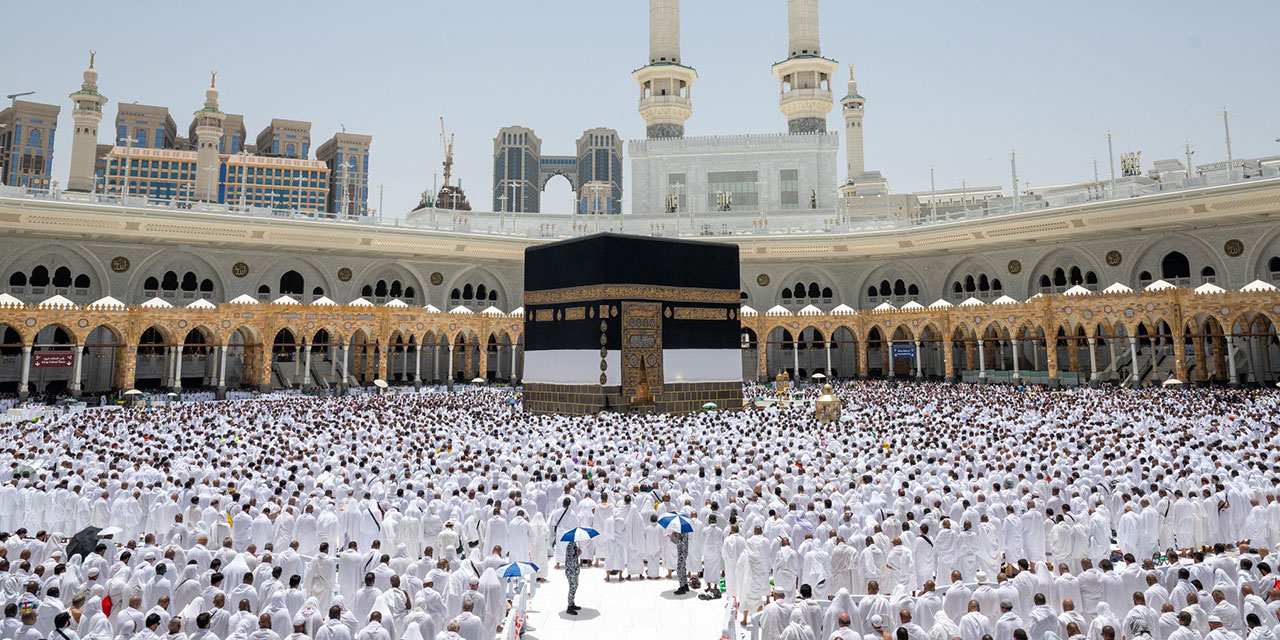 Kabe'de Kurban Bayramı öncesi son cuma namazı kılındı