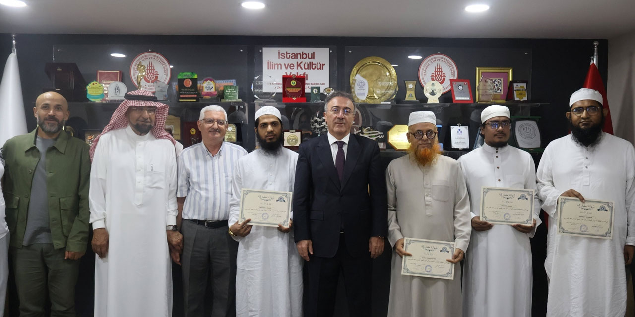 Bangladeşli Âlimler, İstanbul'da Risale-i Nur Okuma Programında buluştu