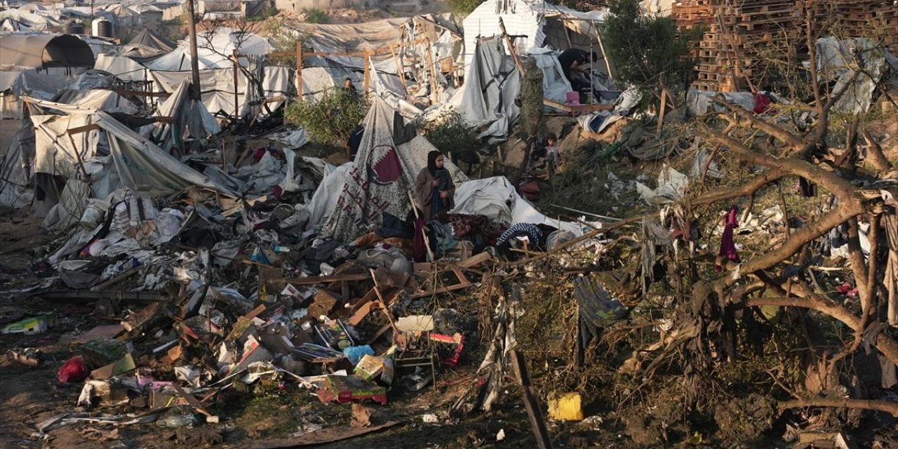 Kahrolası israil Gazze'de soykırıma devam ediyor